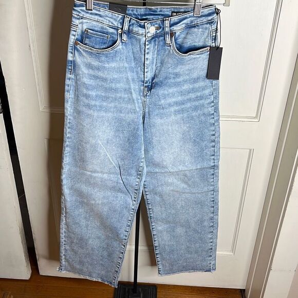Blank NYC The Baxter Rib Cage Straight Leg Raw Hem Jeans NWT Size 28 - Picture 2 of 8